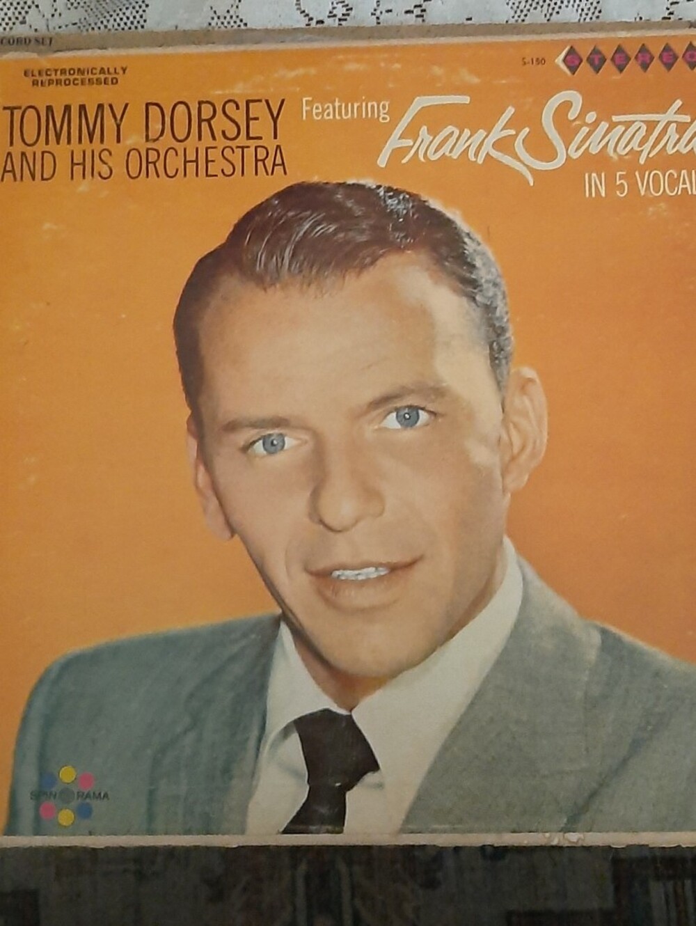 Tommy Dorsey & His Orchestra Featuring Frank Sinatra In 5 Vocals LP *Spin O Rama